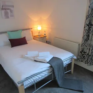 the-tas-suites-tas-accommodations.cambridgehotelsuk.com/
